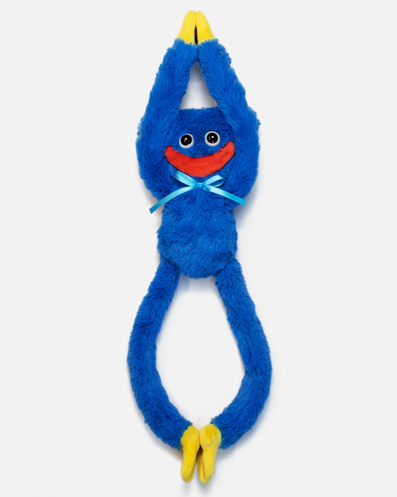 19" Smiling Huggy Wuggy Plush - Image 4