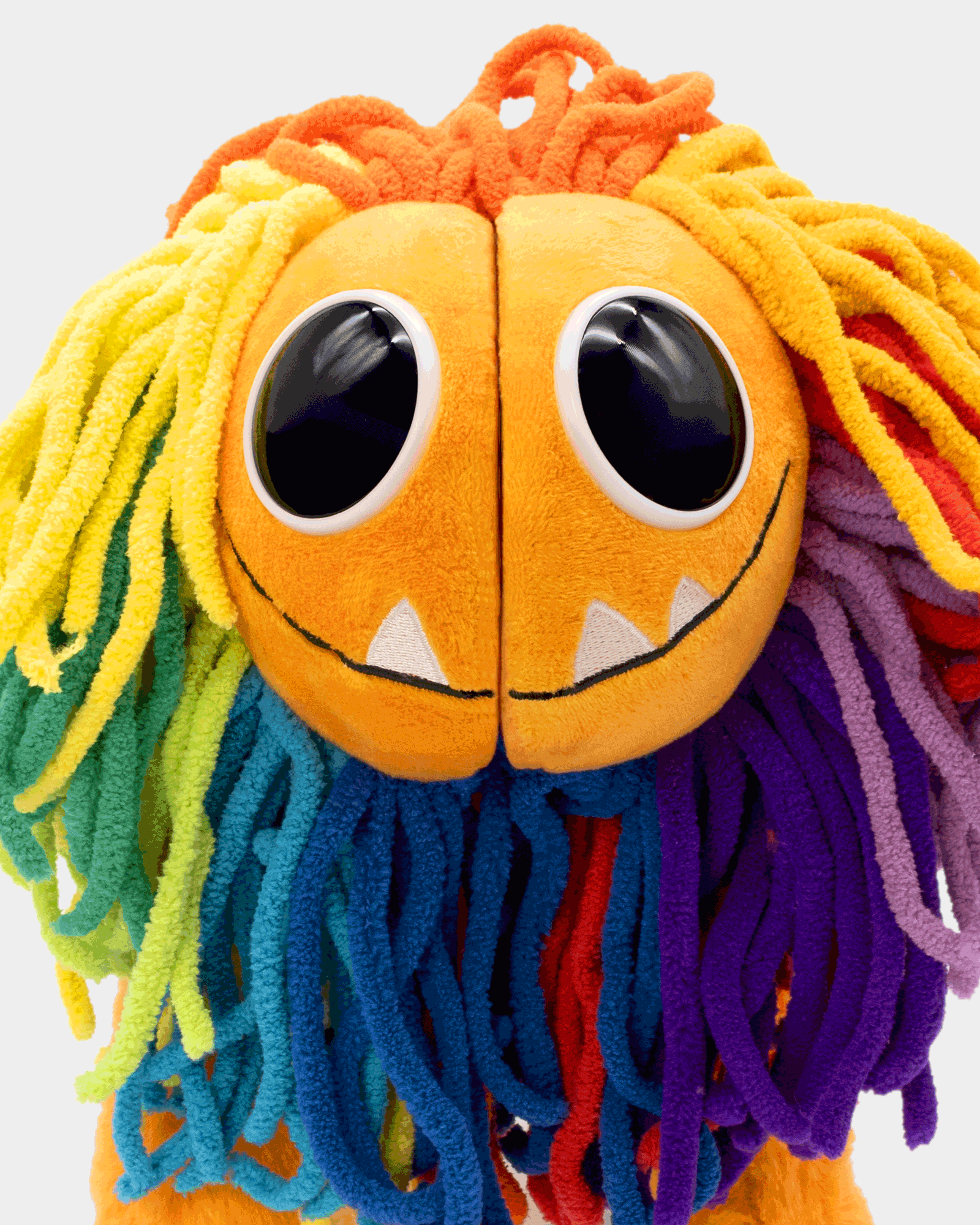 Yarnaby Deluxe 18" Posable Plush (Pre-Order) - Image 7